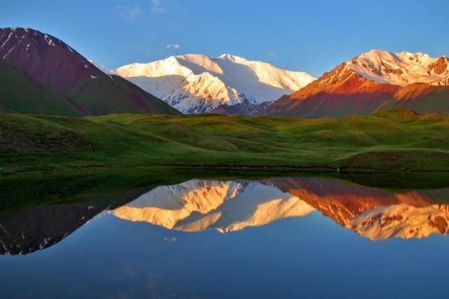 Pamir Nomad Yurt Camp Hotel Kara-Kavak ภายนอก รูปภาพ