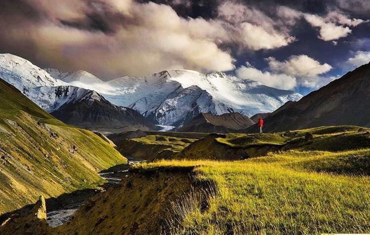 Pamir Nomad Yurt Camp Hotel Kara-Kavak ภายนอก รูปภาพ